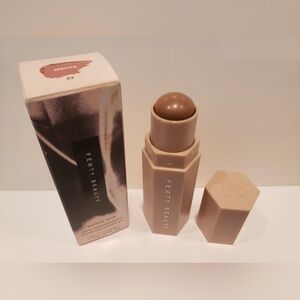 Fenty Beauty by Rihanna
Match Stix Matte Contour Skinstic🤎🤎🤎